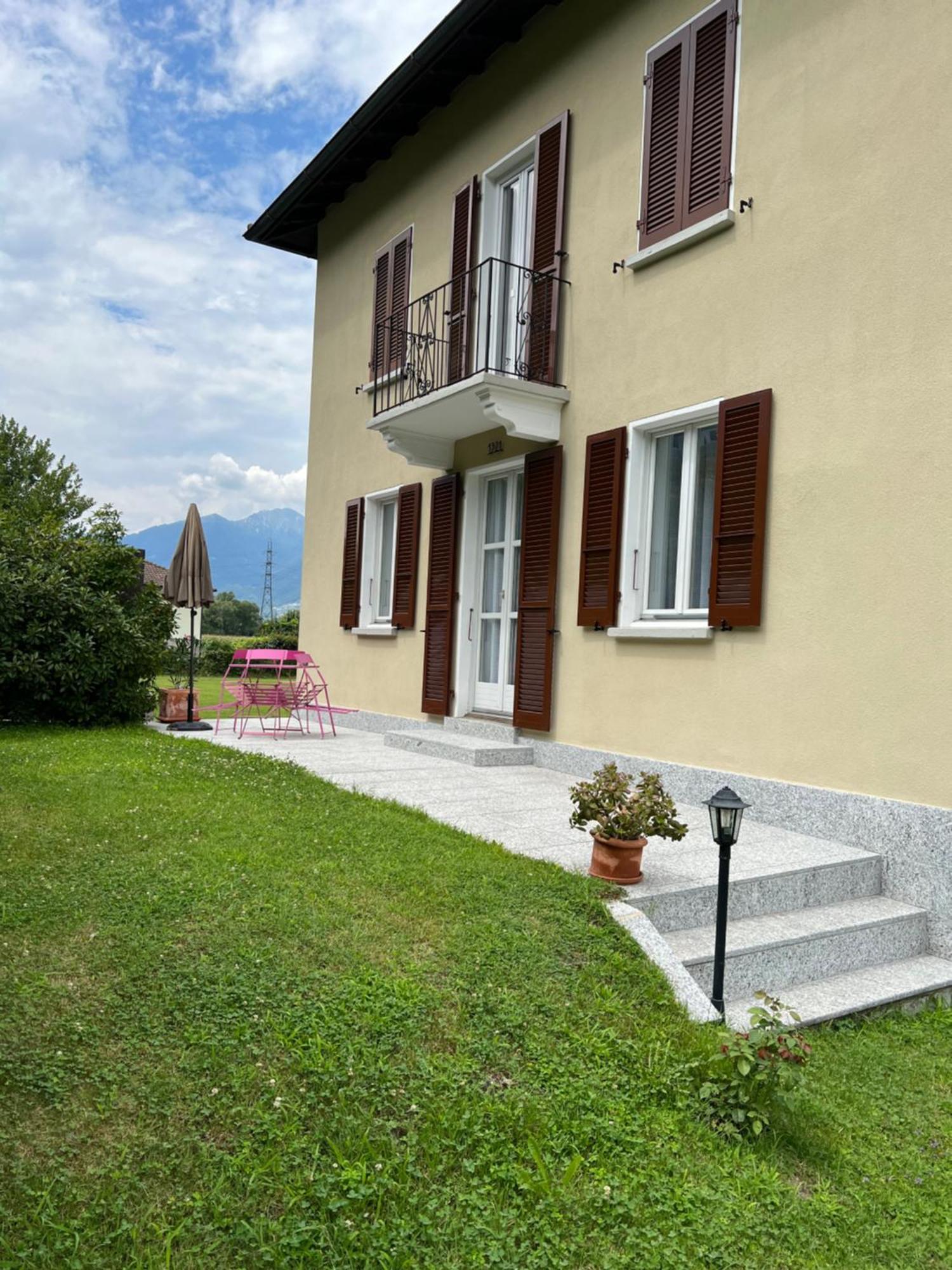 Casa Romana Gambarogno Екстериор снимка